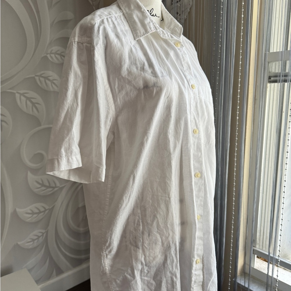 H&M White Casual Button Down Shirt